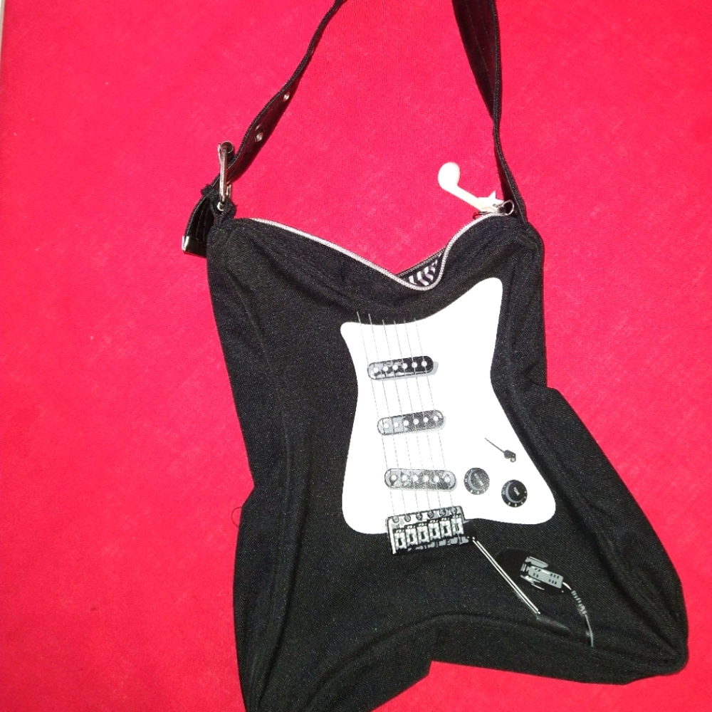 Parcel brand "guitar" bag